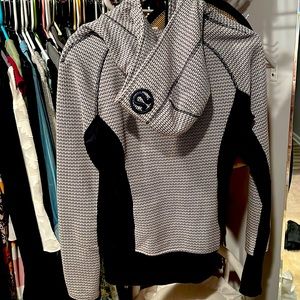 Lululemon zip up